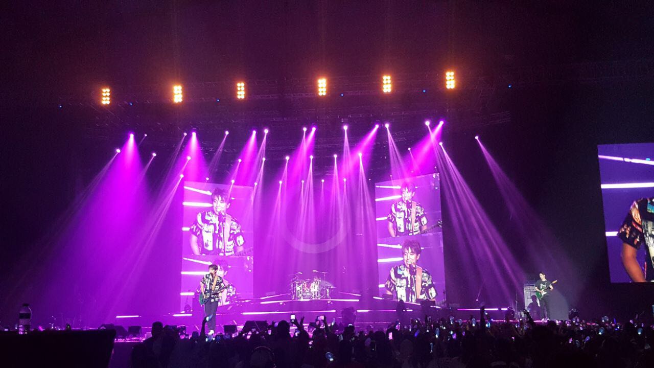 SUPER HERO 470 PRO 50pcs Korean Rock Band-CNBLUE Live Concert in Indonesia Jakarta Ice Bsd